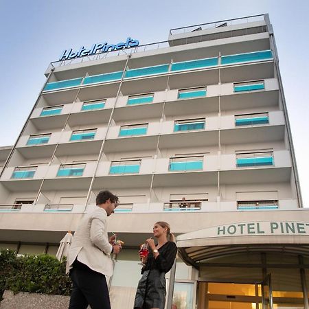 Hotel Pineta Sottomarina Esterno foto